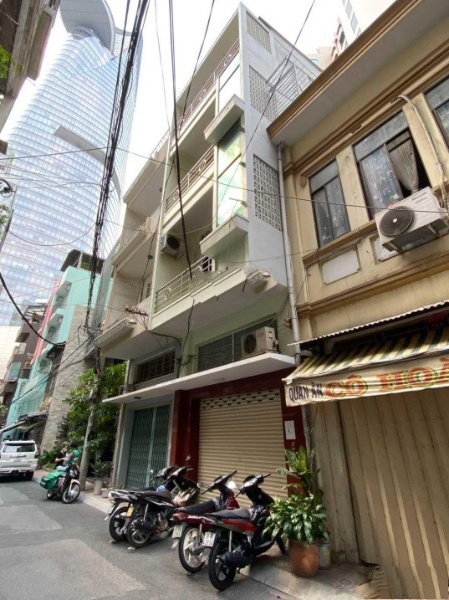 Bán nhà 4 tầng hẻm rộng 8m tại Đường Nguyễn Huệ, Phường Bến Nghé, Quận 1, Hồ Chí Minh
